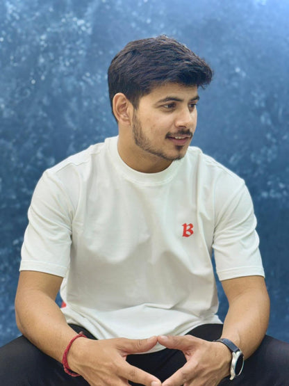 B EMBLEM Classic T-shirts